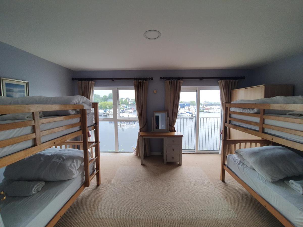Five Bedroom Waterfront House Carrick-on-Shannon Екстер'єр фото